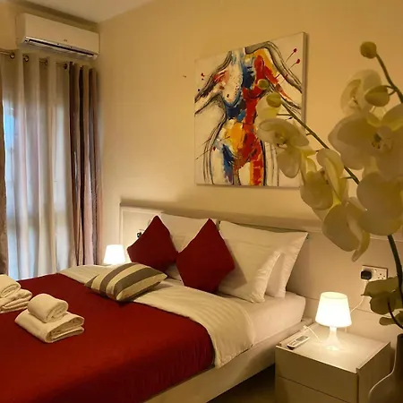 Viani Large Superior 3-bedroom Apartment