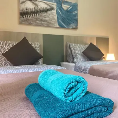 Viani Large Superior 3-bedroom דירה *