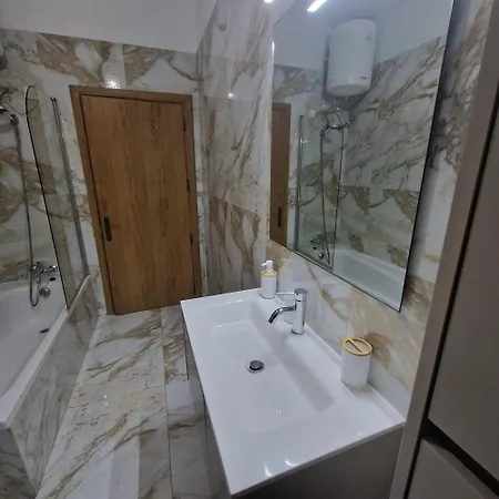 Viani Large Superior 3-bedroom Sliema