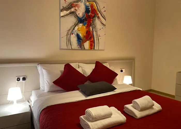 Viani Large Superior 3-bedroom סליאמה