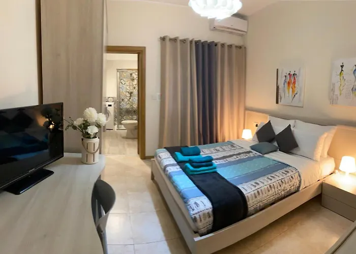 Viani Large Superior 3-bedroom דירה סליאמה
