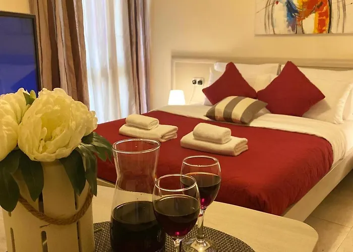 Viani Large Superior 3-bedroom דירה סליאמה