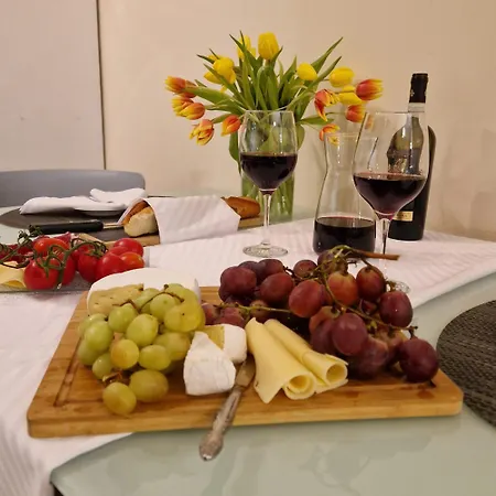 Viani Large Superior 3-bedroom *